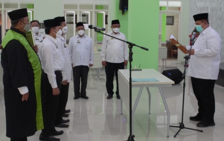 Drs. Suyanto, M.Pd Kembali Pimpin MIN 1 Kota Malang