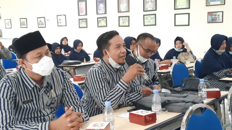 Sambut Tamu Studi Banding dari MIN 1 Sumenep