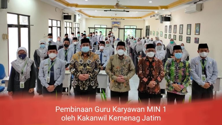 Pembinaan di MIN 1 Kota Malang, Kakanwil Ajak Guru Tanamkan Nilai Moderat pada Siswa