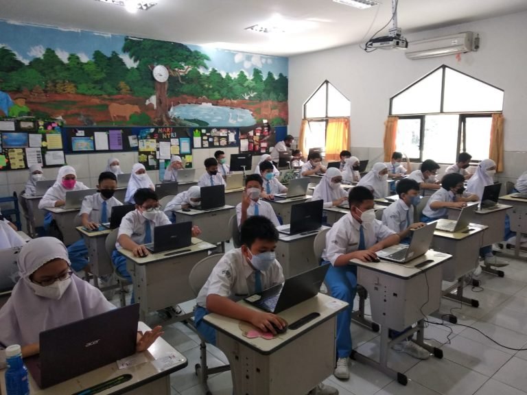 Ujian Madrasah Ukur Capaian Kompetensi Peserta Didik