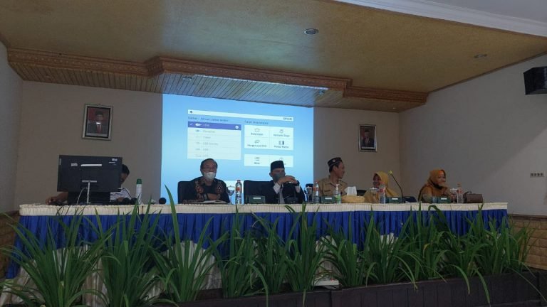 Semarakkan Pelestarian Lingkungan Hidup dengan GPBLHS