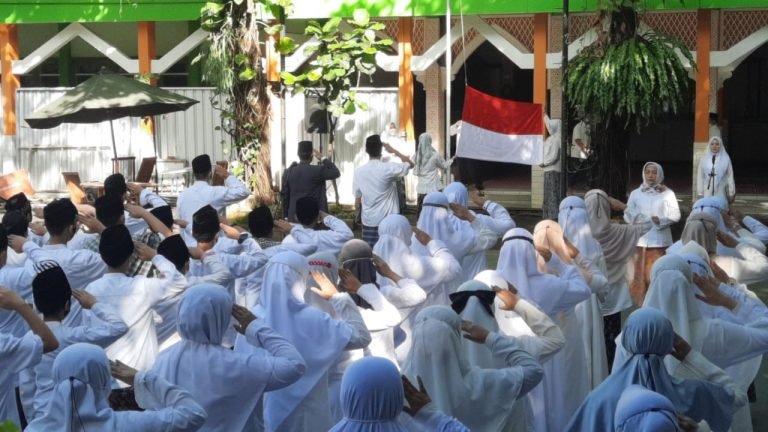 Tampil Beda pada Peringatan Hari Santri