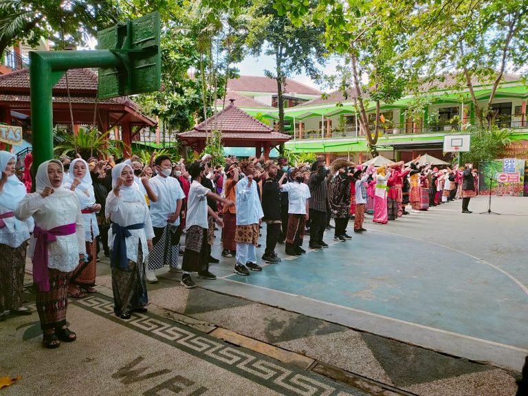 Bulatkan Tekad Bersatu Membangun Bangsa