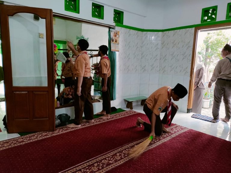 Semarak Bakso Berlin Mas Mush Sambut Peringatan Isra Mikraj