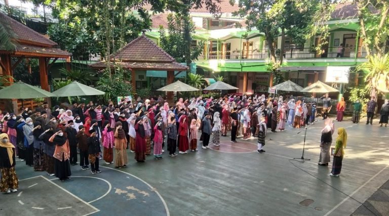 Peringati Hardiknas Ajak Wujudkan Madrasah Jebol Dunia