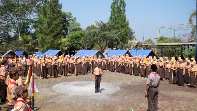 Mandiri: Siswa Kelas Enam MIN 1 Kota Malang Gelar Perjusa