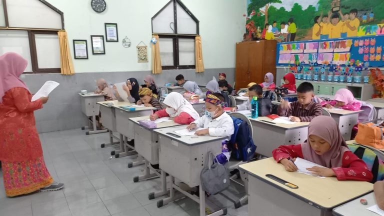Hari Pertama Semester 2: MIN 1 Kota Malang Gelar Diagnostik Literasi Membaca dan Numerasi Bagi Siswa
