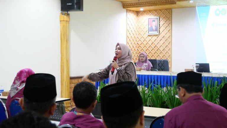 MIN 1 Kota Malang dan PPLK FAI Unisma Gelar Seminar Anti-Bullying untuk Wujudkan Madrasah Ramah Anak