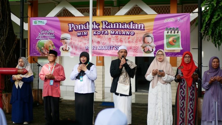 Gempita Ramadan 1446H ! MIN 1 Kota Malang Gelar Pondok Ramadan Hingga Salat Tarawih Berjamaah