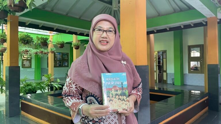 Menggali Sejarah, Menulis Masa Depan: Cara Murita Herliningtyas Menumbuhkan Cinta Literasi dan Daerah Lewat Buku