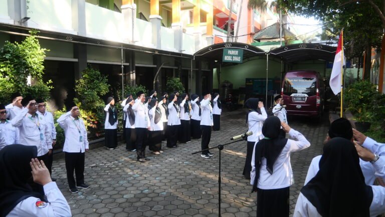Upacara Hari Lahir Pancasila di MIN 1 Kota Malang: Perkokoh Ideologi Menuju Indonesia Raya
