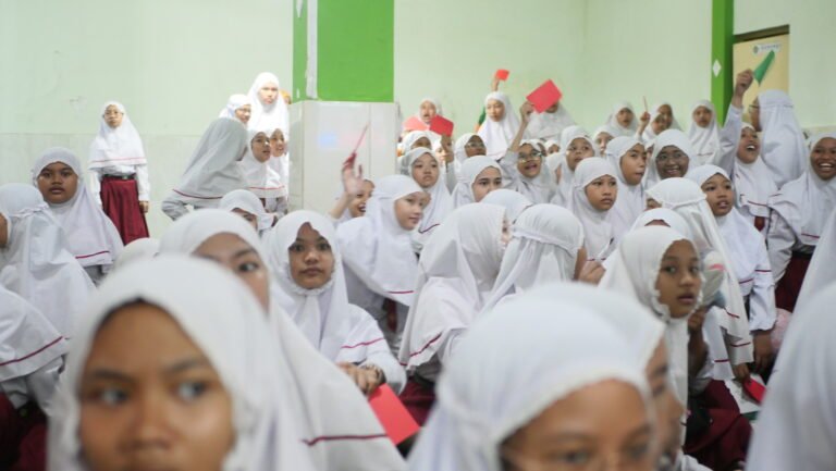 Semarak! MIN 1 Kota Malang Pacu Semangat Belajar Lewat “Motivation Building” Bersama SMP Islam Sabilillah Malang