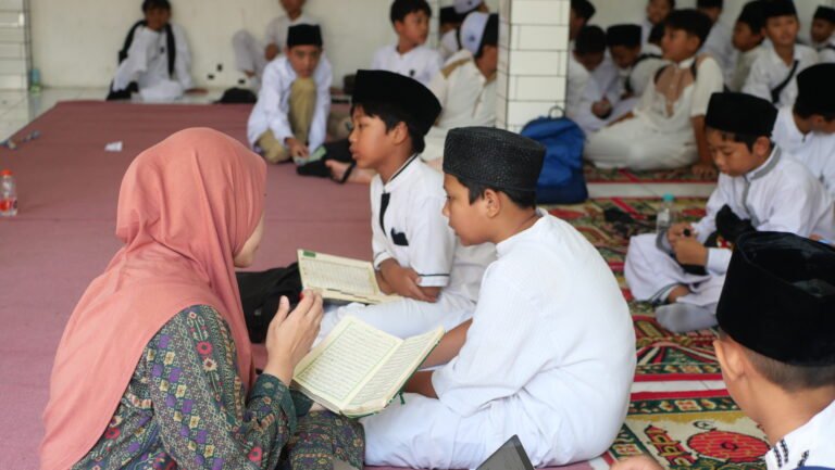 366 siswa mengikuti Pra Munaqosyah Tahfidz MIN 1 Kota Malang: Upaya Mencetak Generasi Qurani di Madrasah