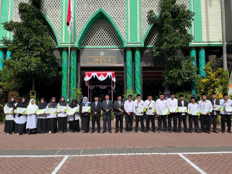 MIN 1 Kota Malang Raih Beragam Prestasi pada Hari Amal Bhakti Kemenag RI ke-80